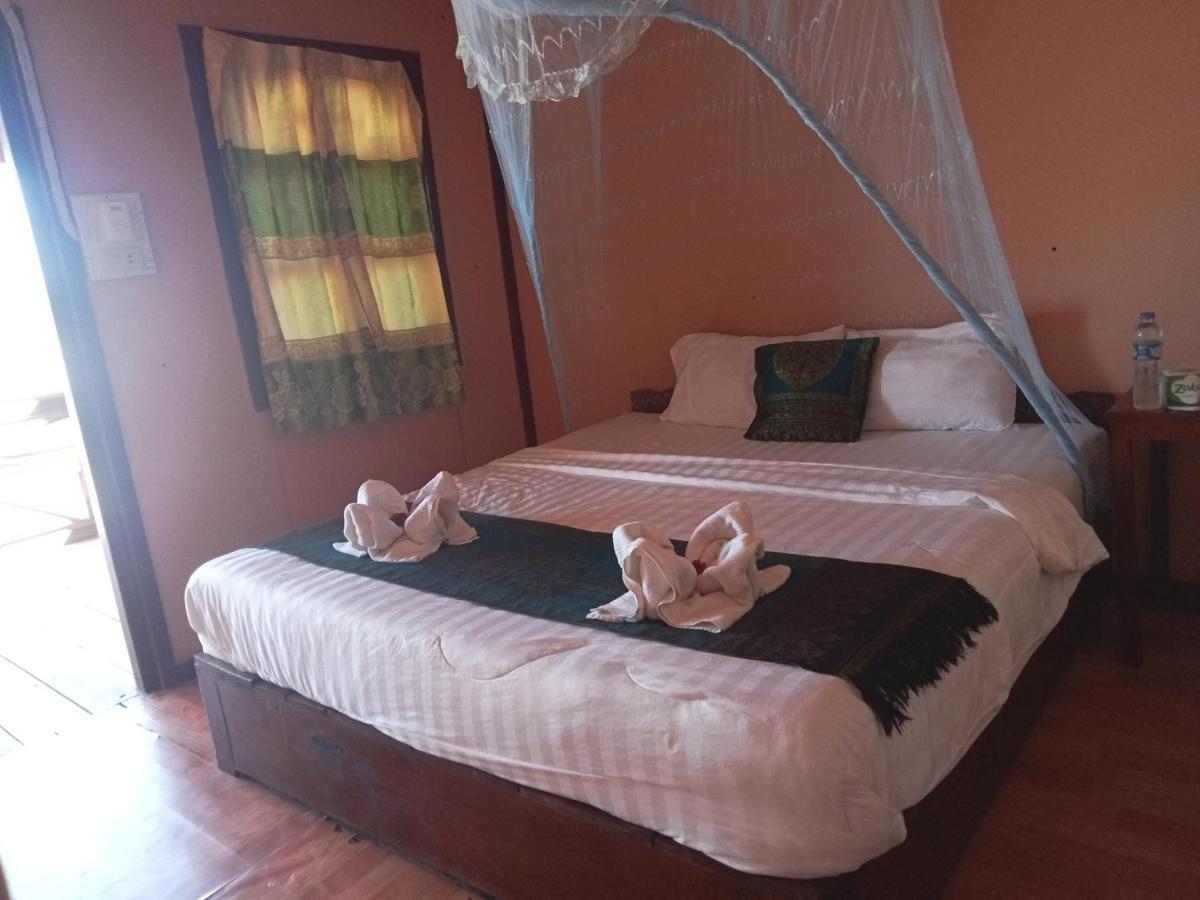 Champa Guesthouse Muang Không Exteriér fotografie
